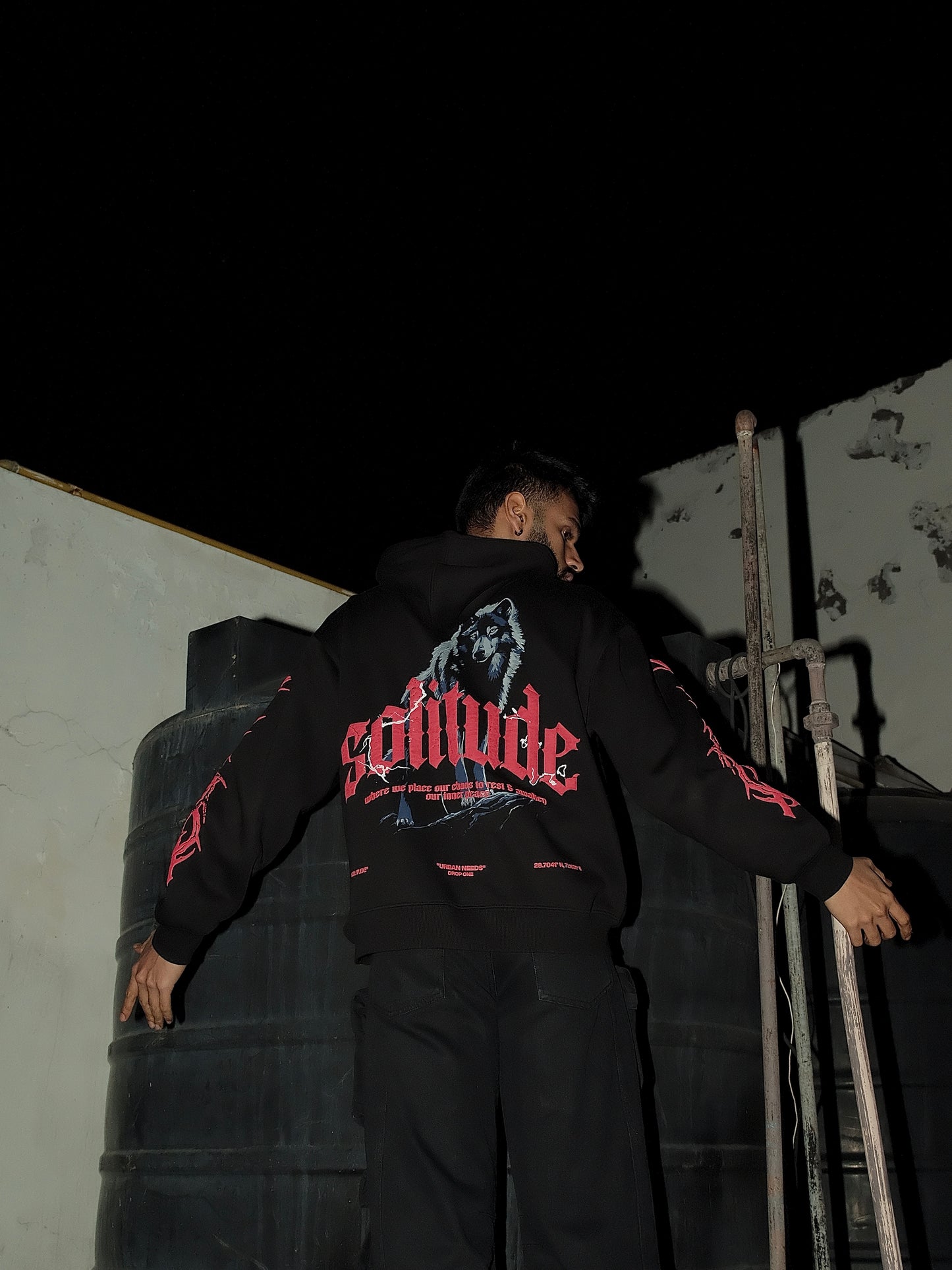 Oversized Hoodie - Solitude (Black)