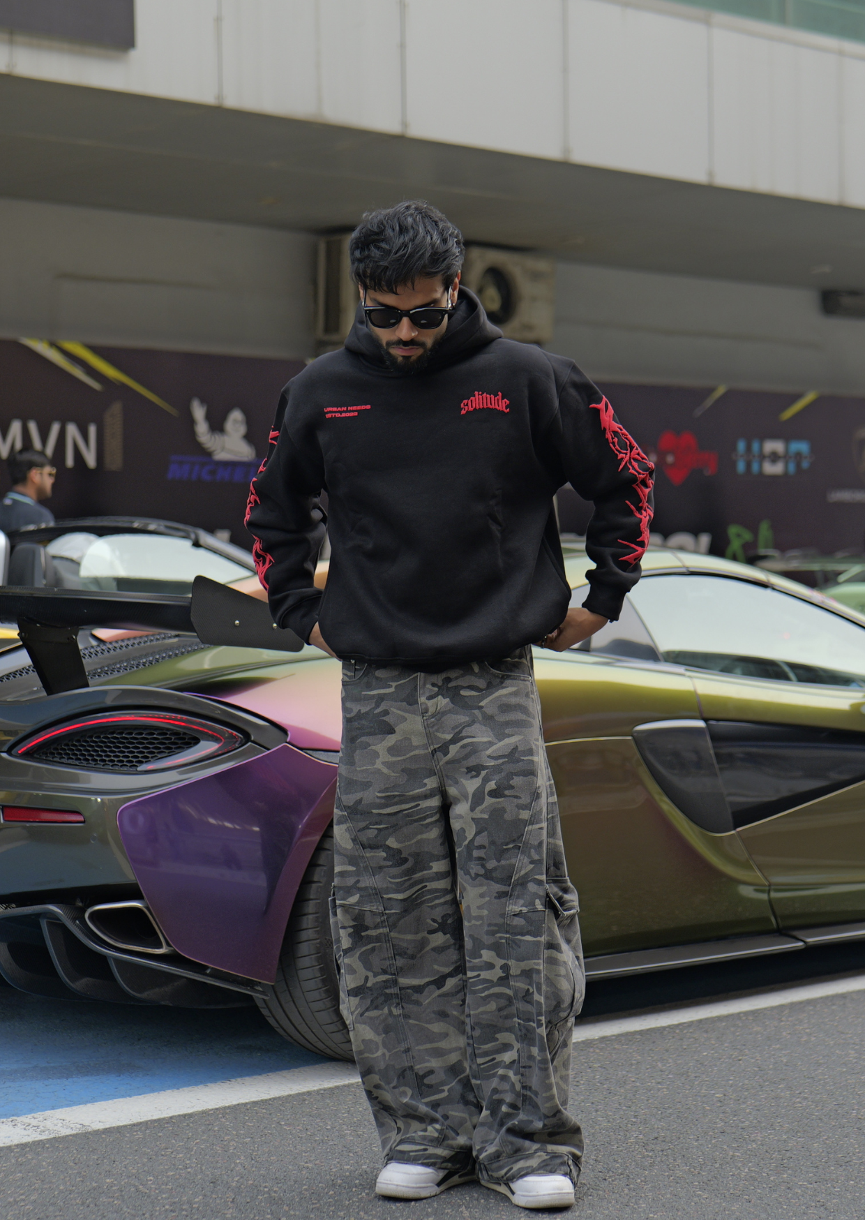 Oversized Hoodie - Solitude (Black)