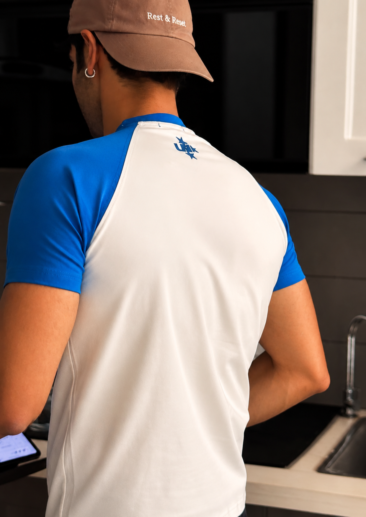 Reverse Raglan Slim Fit T-shirt - Electric Blue