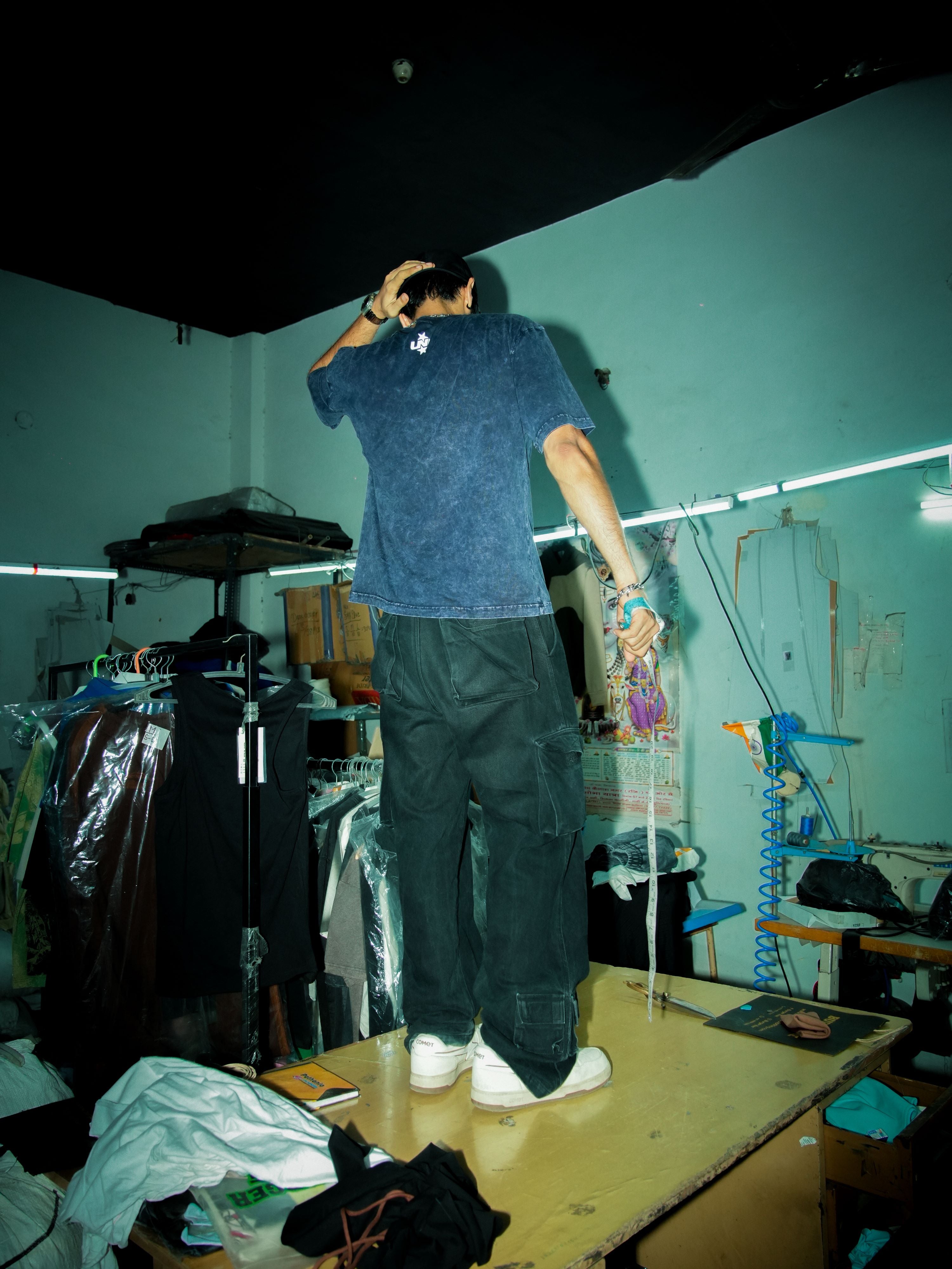 Relaxed Fit Tshirt - Washed Navy – URBAN NEEDS